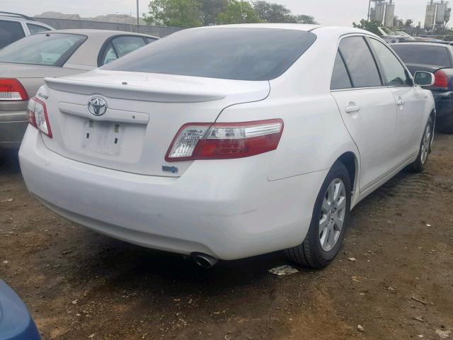 JTNBB46K493050569 - 2009 TOYOTA CAMRY HYBR WHITE photo 4