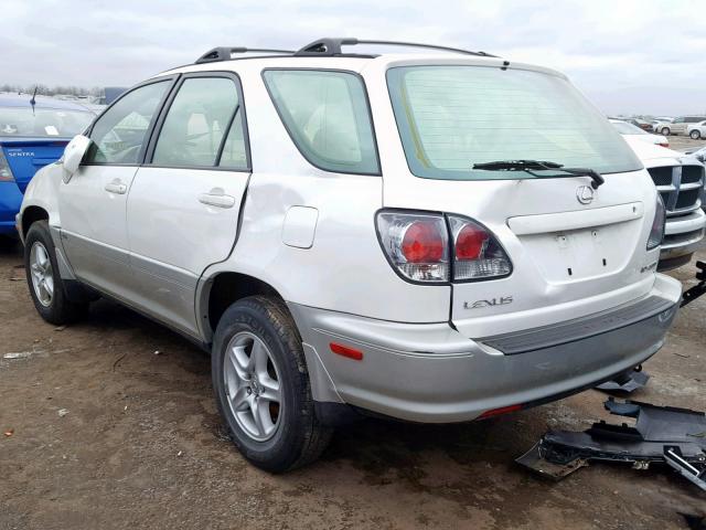 JTJHF10U910232654 - 2001 LEXUS RX 300 WHITE photo 3