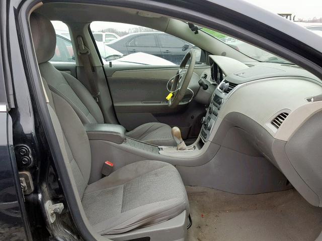 1G1ZB5EB0AF103323 - 2010 CHEVROLET MALIBU LS შავი ფოტო 5