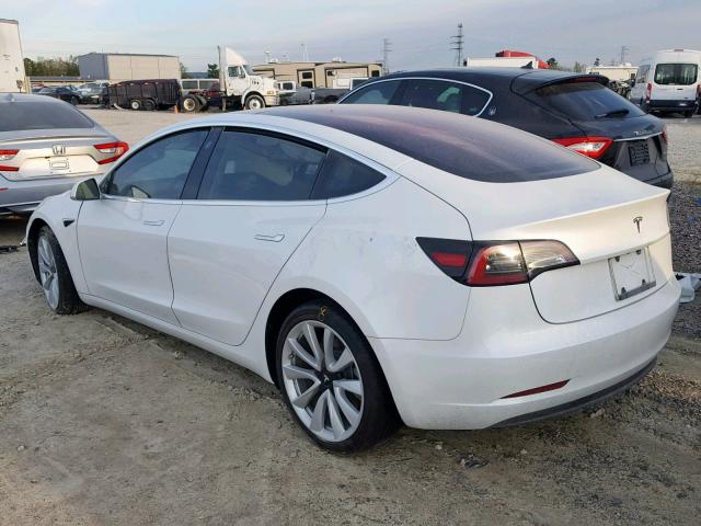 5YJ3E1EA1JF006527 - 2018 TESLA MODEL 3 WHITE photo 3