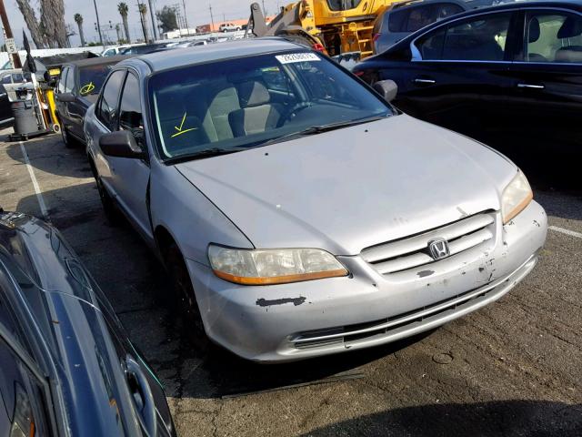 1HGCF86631A069154 - 2001 HONDA ACCORD VAL SILVER photo 1