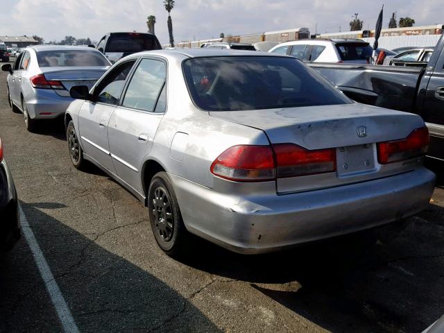 1HGCF86631A069154 - 2001 HONDA ACCORD VAL SILVER photo 3