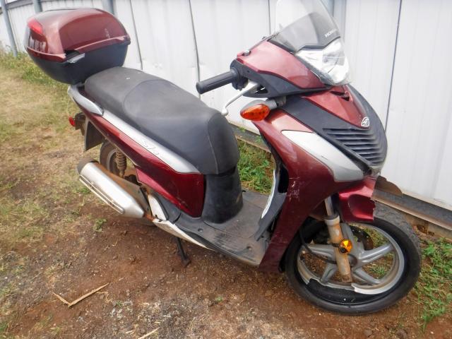 ZDCKF1016AF001490 - 2010 HONDA SH150 D MAROON photo 1