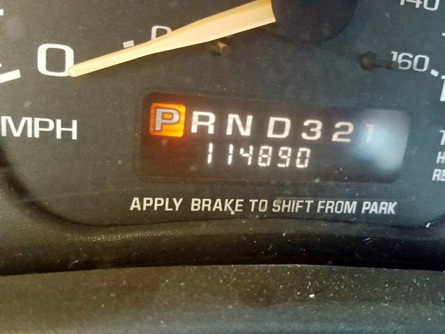 1GBFG15R421136748 - 2002 CHEVROLET EXPRESS G1 GOLD photo 8