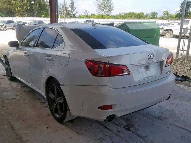 JTHBF5C27C5181931 - 2012 LEXUS IS 250 WHITE photo 3