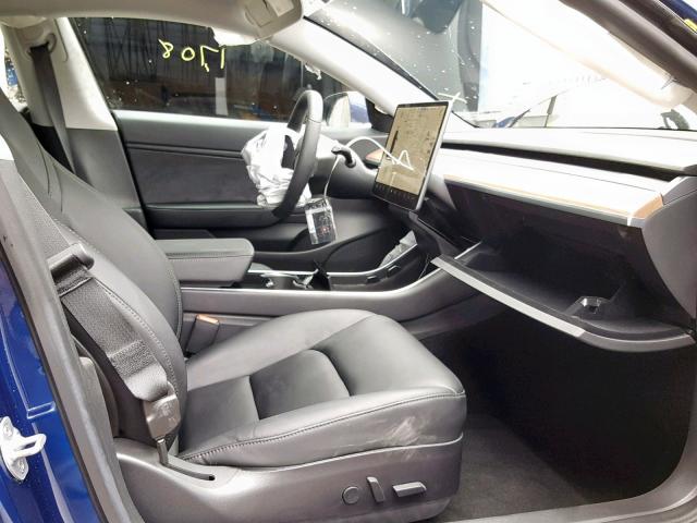 5YJ3E1EB2JF120349 - 2018 TESLA MODEL 3 BLUE photo 5