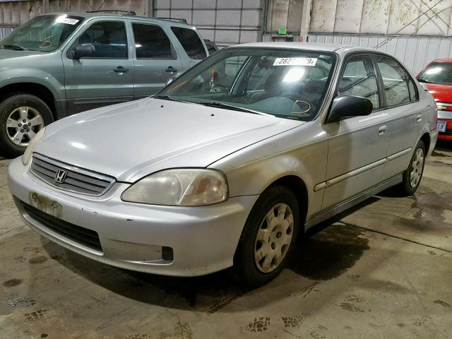 2HGEJ6617XH557078 - 1999 HONDA CIVIC BASE SILVER photo 2