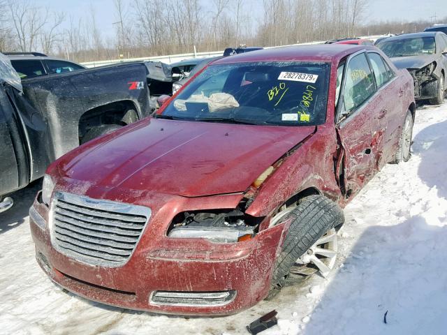 2C3CCAAG6CH238140 - 2012 CHRYSLER 300 RED photo 2