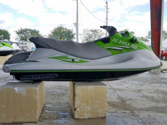 YAMA2405C616 - 2016 YAMAHA WAVERUNNER GREEN photo 9