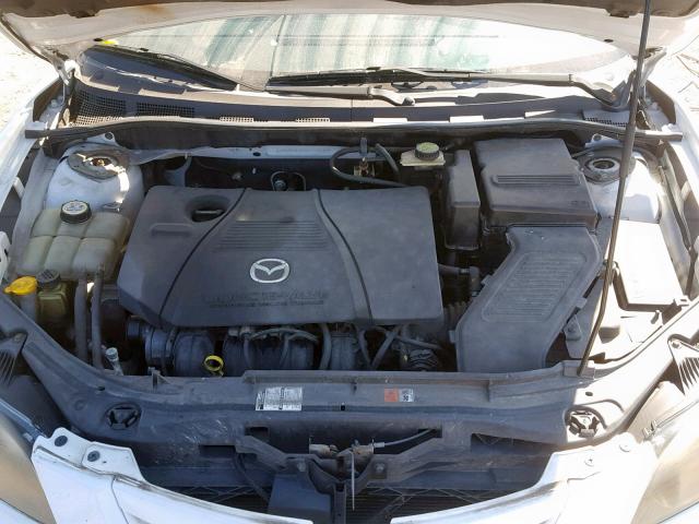 JM1BK323851224467 - 2005 MAZDA 3 S WHITE photo 7