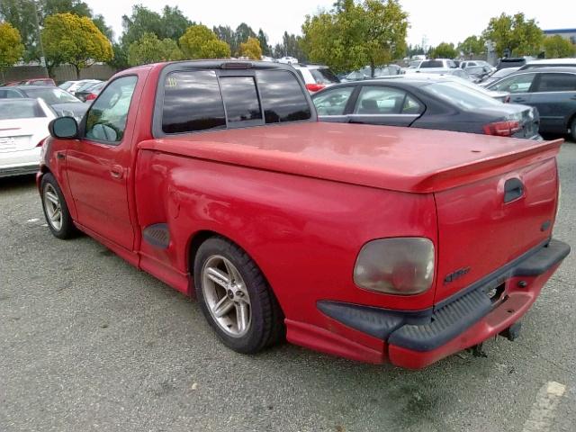 2FTRF07334CA36740 - 2004 FORD F150 SVT L RED photo 3