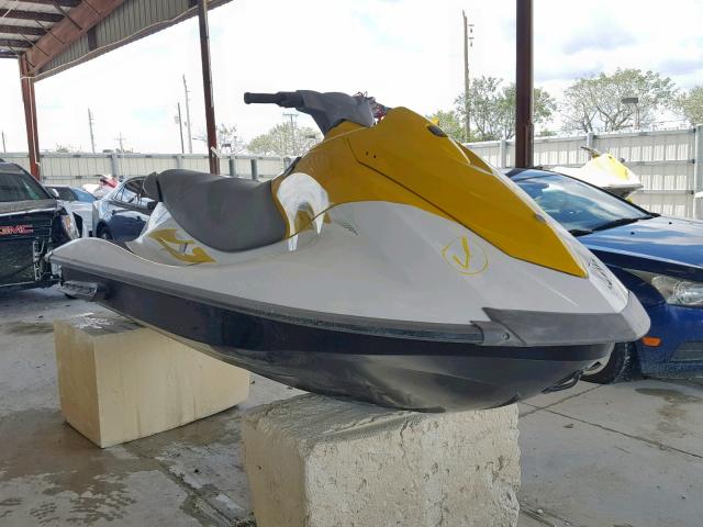 YAMA1143C515 - 2015 YAMAHA WAVERUNNER YELLOW photo 1