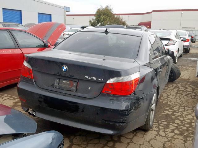 WBANF33596CB86075 - 2006 BMW 525 XI BLACK photo 4