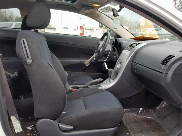 JTKDE167090283518 - 2009 TOYOTA SCION TC WHITE photo 5