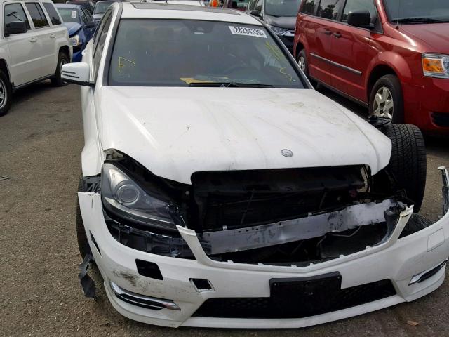 WDDGF4HB1DR264698 - 2013 MERCEDES-BENZ C 250 WHITE photo 10