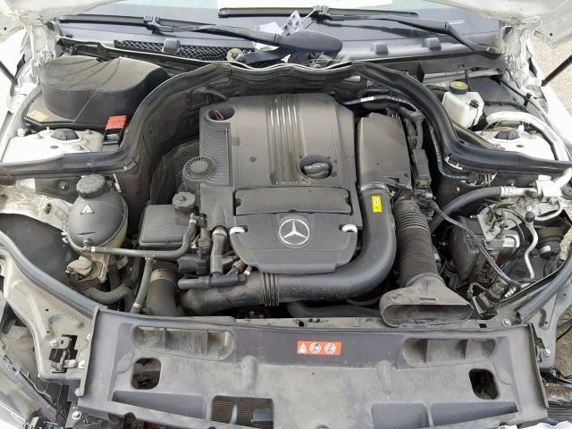 WDDGF4HB1DR264698 - 2013 MERCEDES-BENZ C 250 WHITE photo 7