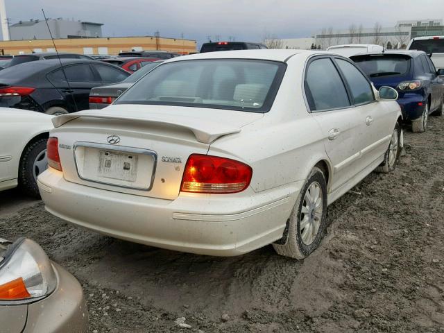 KMHWF25H42A548434 - 2002 HYUNDAI SONATA GL WHITE photo 4