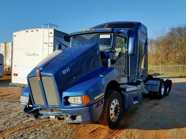 1XKADB9X76J114234 - 2006 KENWORTH CONSTRUCTI BLUE photo 2