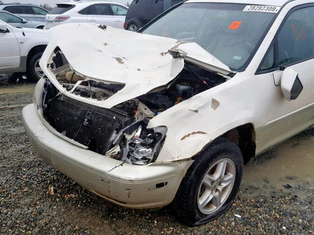 JT6HF10U4X0092418 - 1999 LEXUS RX 300 WHITE photo 9