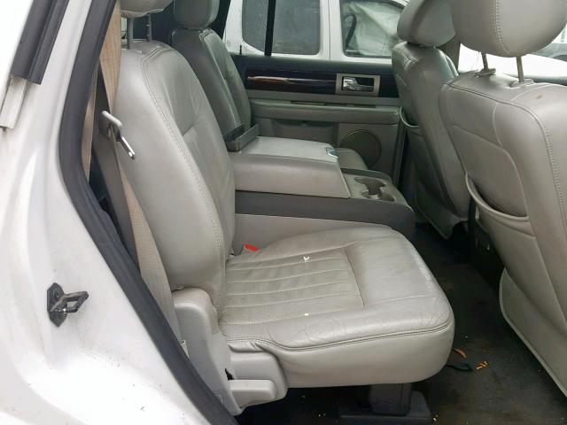 5LMFU28516LJ24661 - 2006 LINCOLN NAVIGATOR 白色 照片 6