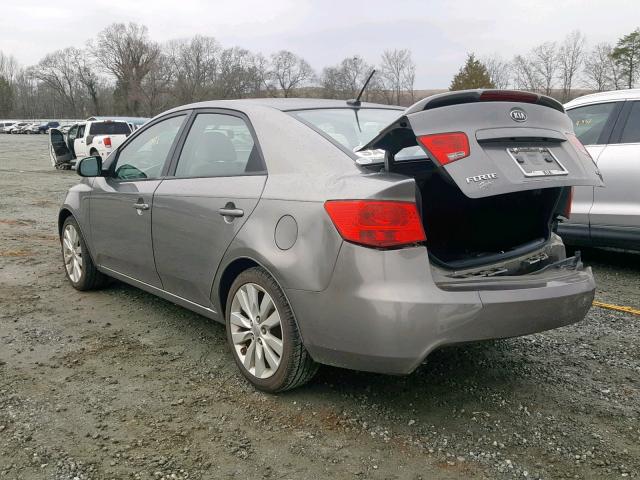 KNAFU4A27B5456053 - 2011 KIA FORTE EX GRAY photo 3