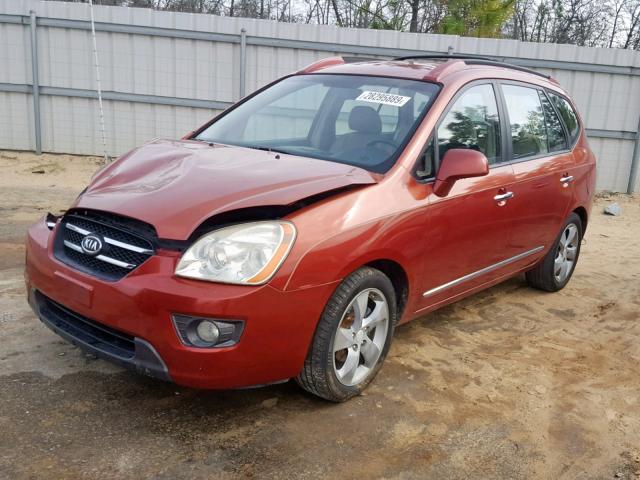 KNAFG526177043958 - 2007 KIA RONDO LX RED photo 2