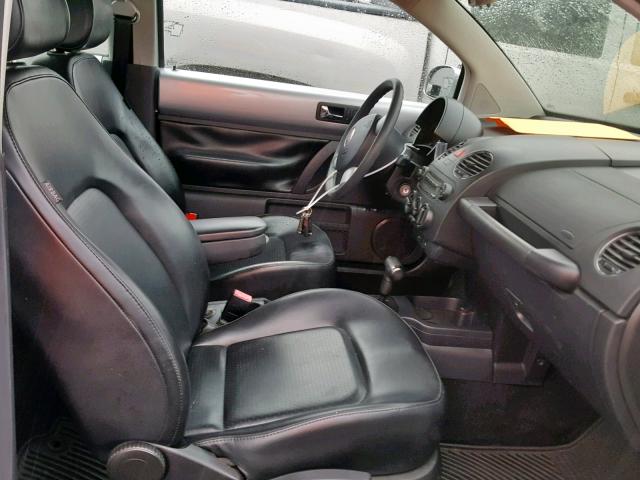 3VWPG31C86M407815 - 2006 VOLKSWAGEN NEW BEETLE Silber Foto 5