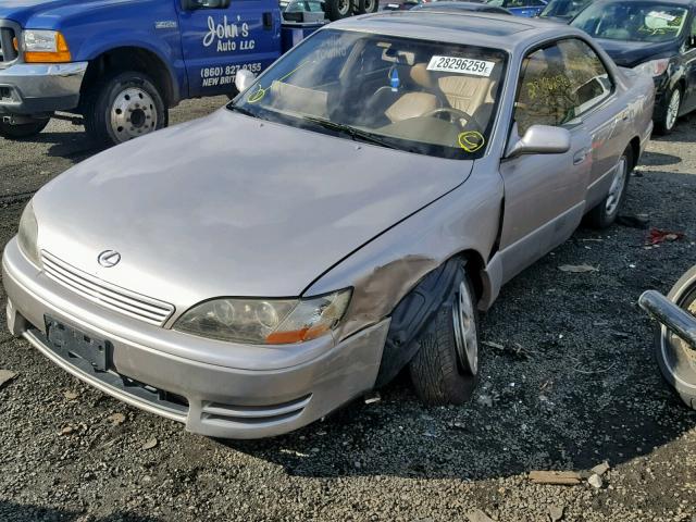 JT8BF12G6T0181082 - 1996 LEXUS ES 300 TAN photo 2