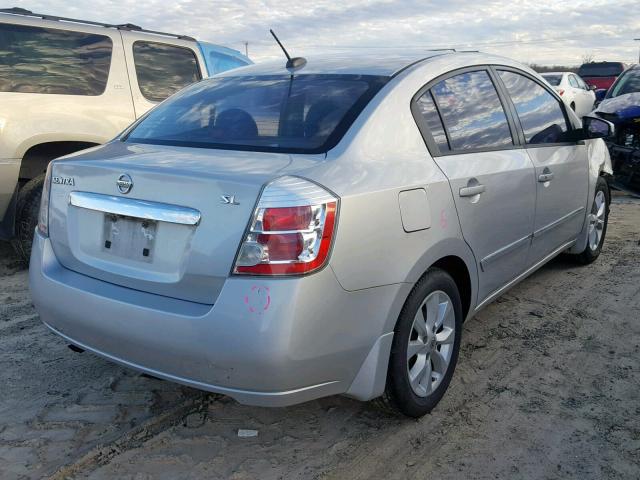 3N1AB6AP7AL667586 - 2010 NISSAN SENTRA 2.0 SILVER photo 4