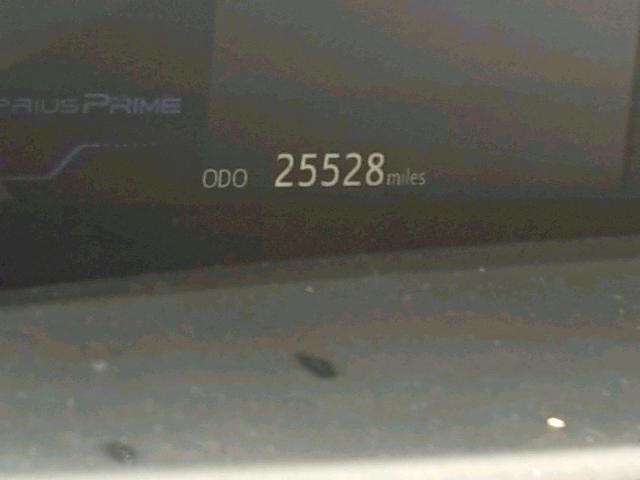 JTDKARFP9H3004895 - 2017 TOYOTA PRIUS PRIM 银色 照片 8