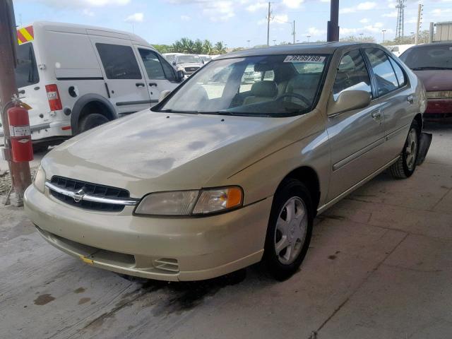 1N4DL01D5WC126524 - 1998 NISSAN ALTIMA XE CREAM photo 2