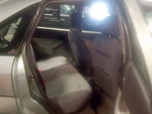 1FAHP34N76W247646 - 2006 FORD FOCUS ZX4 GRAY photo 6