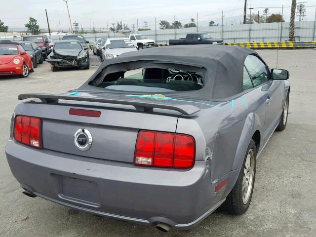 1ZVHT85HX65127757 - 2006 FORD MUSTANG GT GRAY photo 4