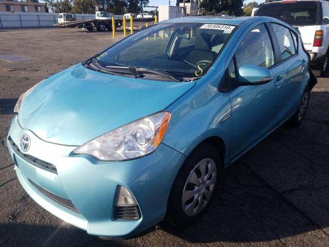 JTDKDTB31D1044854 - 2013 TOYOTA PRIUS C  photo 2