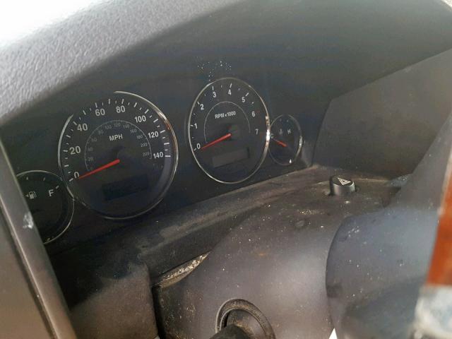 1J8HG48N36C151632 - 2006 JEEP COMMANDER SILVER photo 8