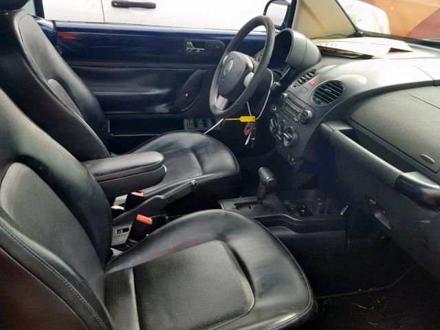3VWRF31Y06M329392 - 2006 VOLKSWAGEN NEW BEETLE Mavi foto 5