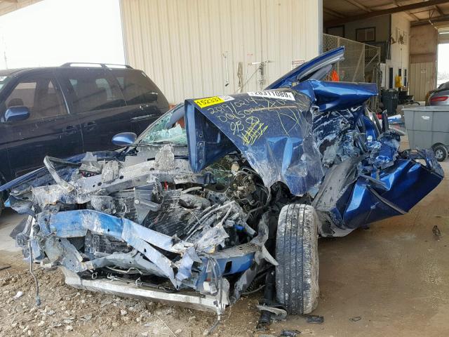 2G4WD562051253007 - 2005 BUICK LACROSSE C BLUE photo 2