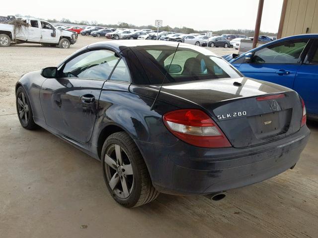 WDBWK54F98F177315 - 2008 MERCEDES-BENZ SLK 280 BLACK photo 3