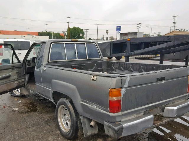 JT4RN56S7H7020182 - 1987 TOYOTA PICK UP GRAY photo 3