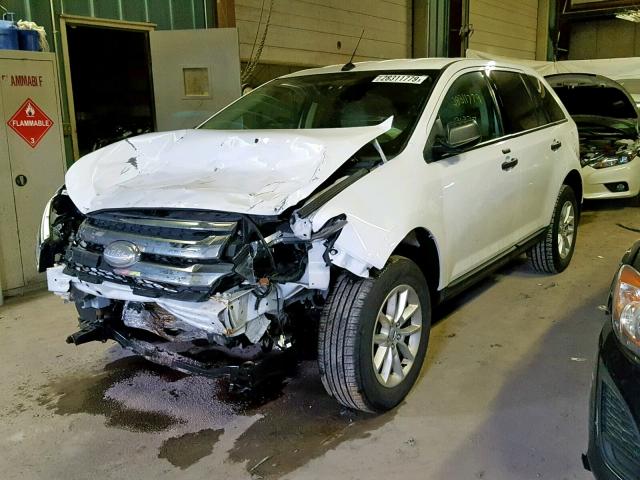 2FMDK3GC4EBA04423 - 2014 FORD EDGE SE WHITE photo 2