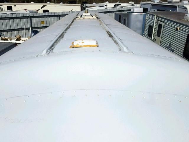 4UZ6CJAA5WC930705 - 1998 FREIGHTLINER CHASSIS FS 白色 照片 9