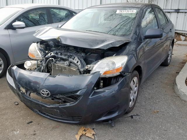 JTDBT923971170552 - 2007 TOYOTA YARIS GRAY photo 2