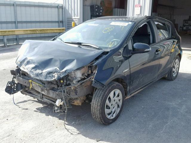 JTDKDTB32F1580117 - 2015 TOYOTA PRIUS C BLACK photo 2