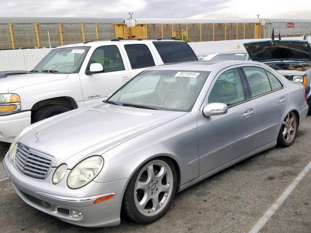 WDBUF70J25A616803 - 2005 MERCEDES-BENZ E 500 SILVER photo 2