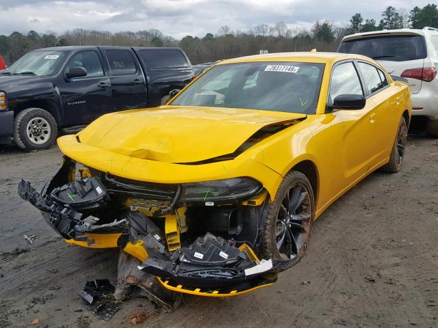 2C3CDXHG7JH158042 - 2018 DODGE CHARGER SX YELLOW photo 2