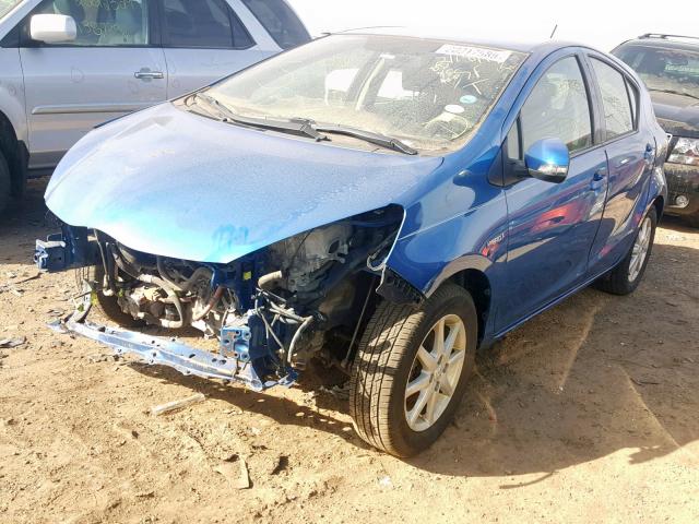 JTDKDTB36E1570754 - 2014 TOYOTA PRIUS C BLUE photo 2