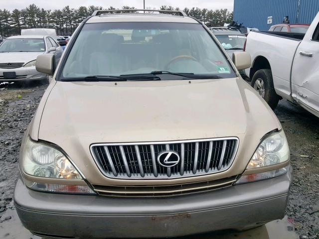 JTJHF10U710187956 - 2001 LEXUS RX 300 GOLD photo 9