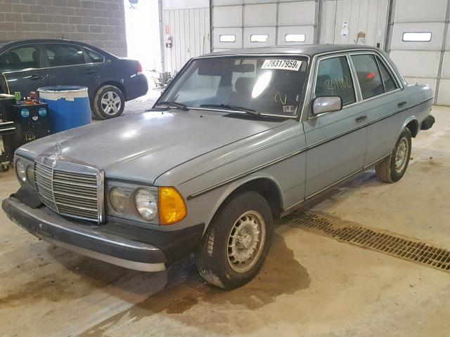 WDBAB33A2DB021834 - 1983 MERCEDES-BENZ 300 DT BLUE photo 2