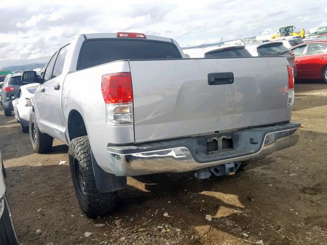 5TFEY5F10DX144849 - 2013 TOYOTA TUNDRA CRE GRAY photo 3