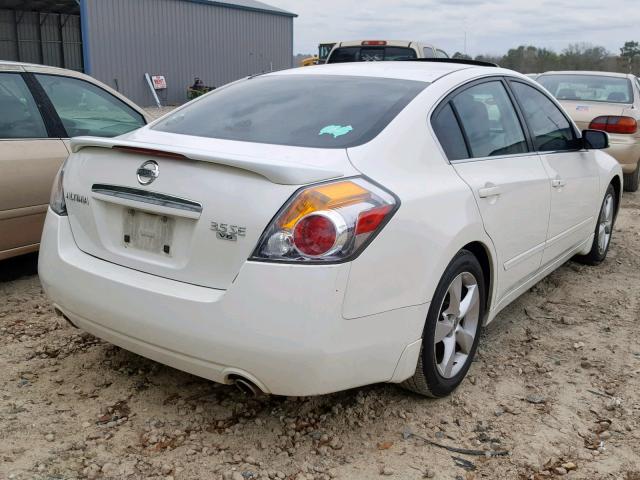 1N4BL21E67C117988 - 2007 NISSAN ALTIMA 3.5 WHITE photo 4